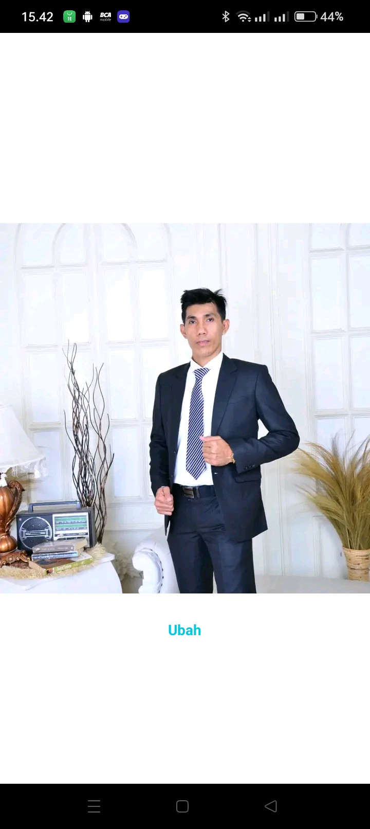 Investor Image Missing